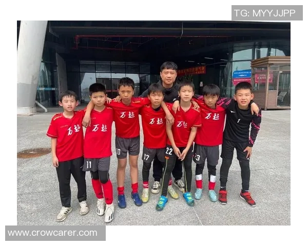 王伟的足球人生深度对话:从青涩少年到职业球员的成长之路